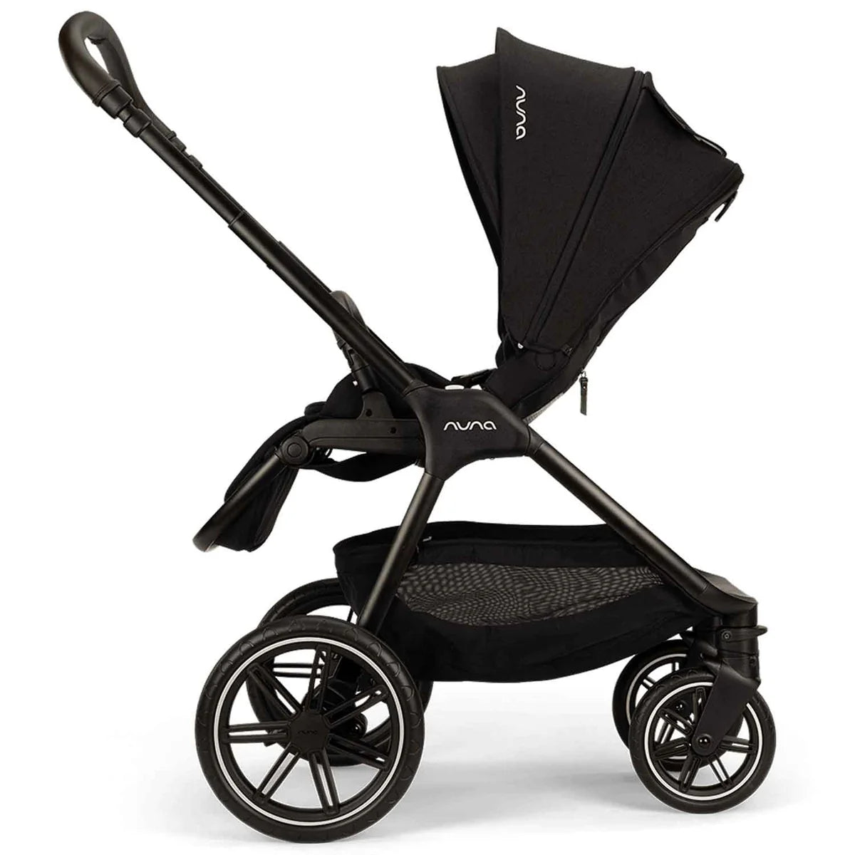 Nuna TRIV lx All Seasons Pushchair Set, Arra Flex and Rotating Curv Base Caviar Ex Display