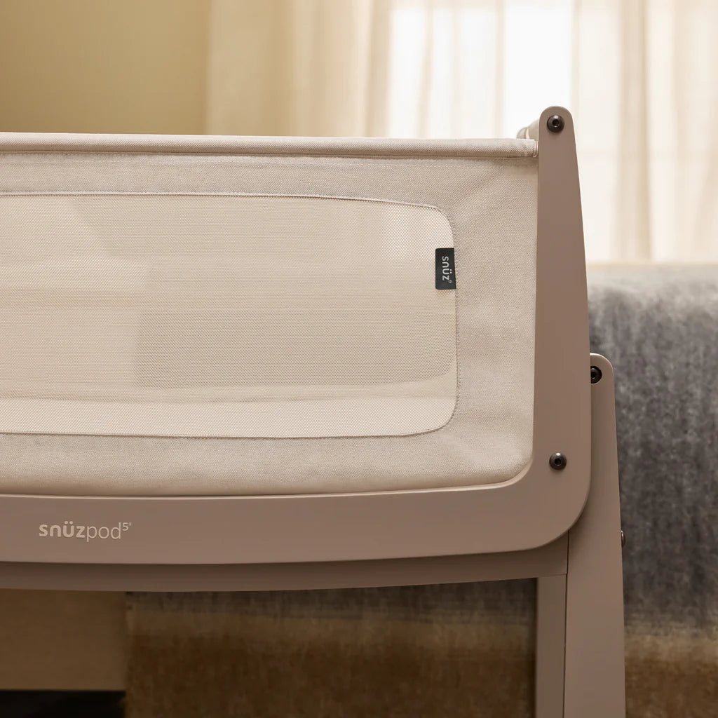SnuzPod5 Bedside Crib Mocha