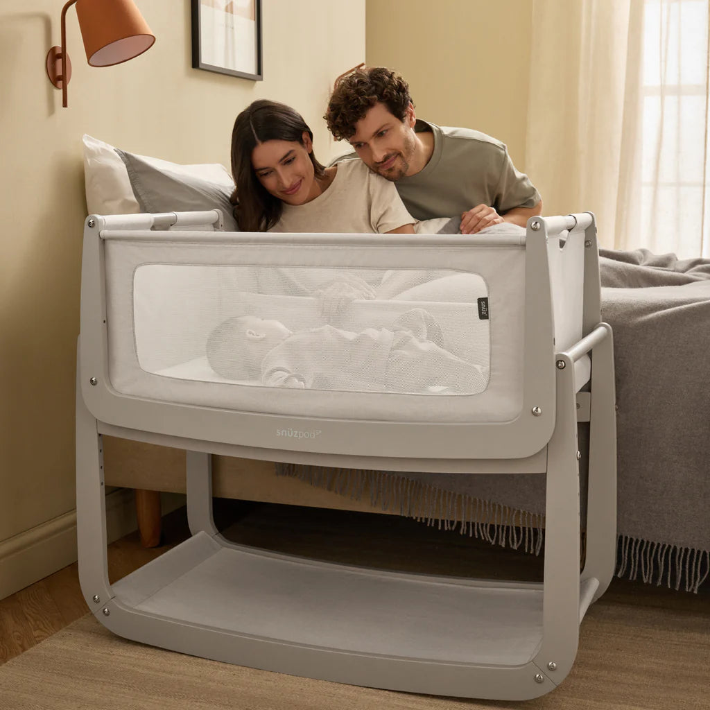 SnuzPod5 Bedside Crib Pebble
