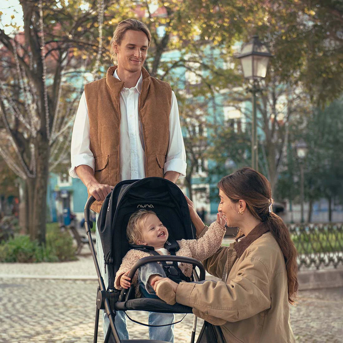 Nuna IXXA Next Compact Stroller - Caviar
