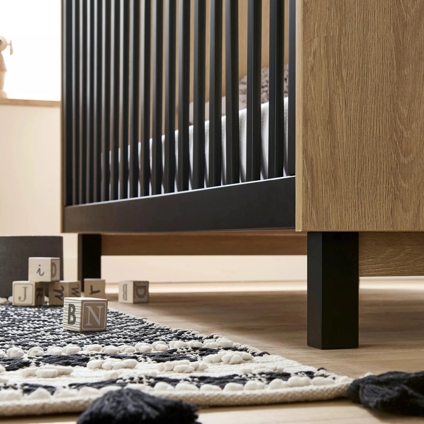 CuddleCo Rafi cot bed  - Oak & Black