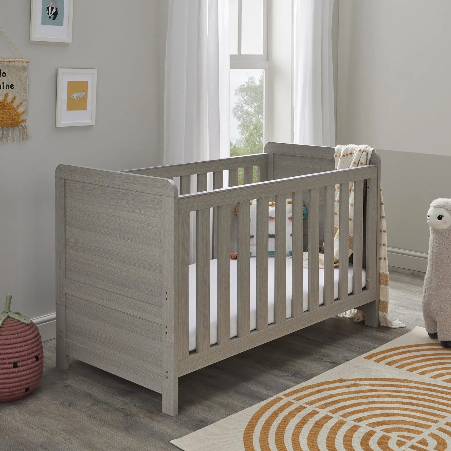Babymore Caro cot bed - Grey wash *AUGUST OFFER