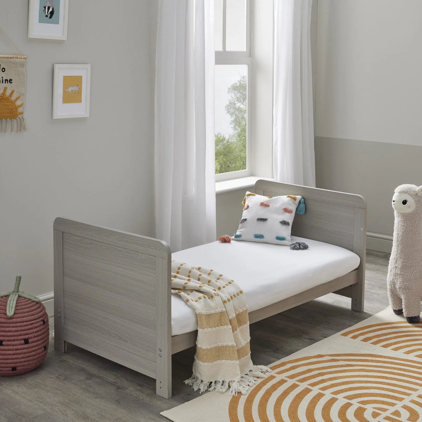 Babymore Caro cot bed - Grey wash *AUGUST OFFER