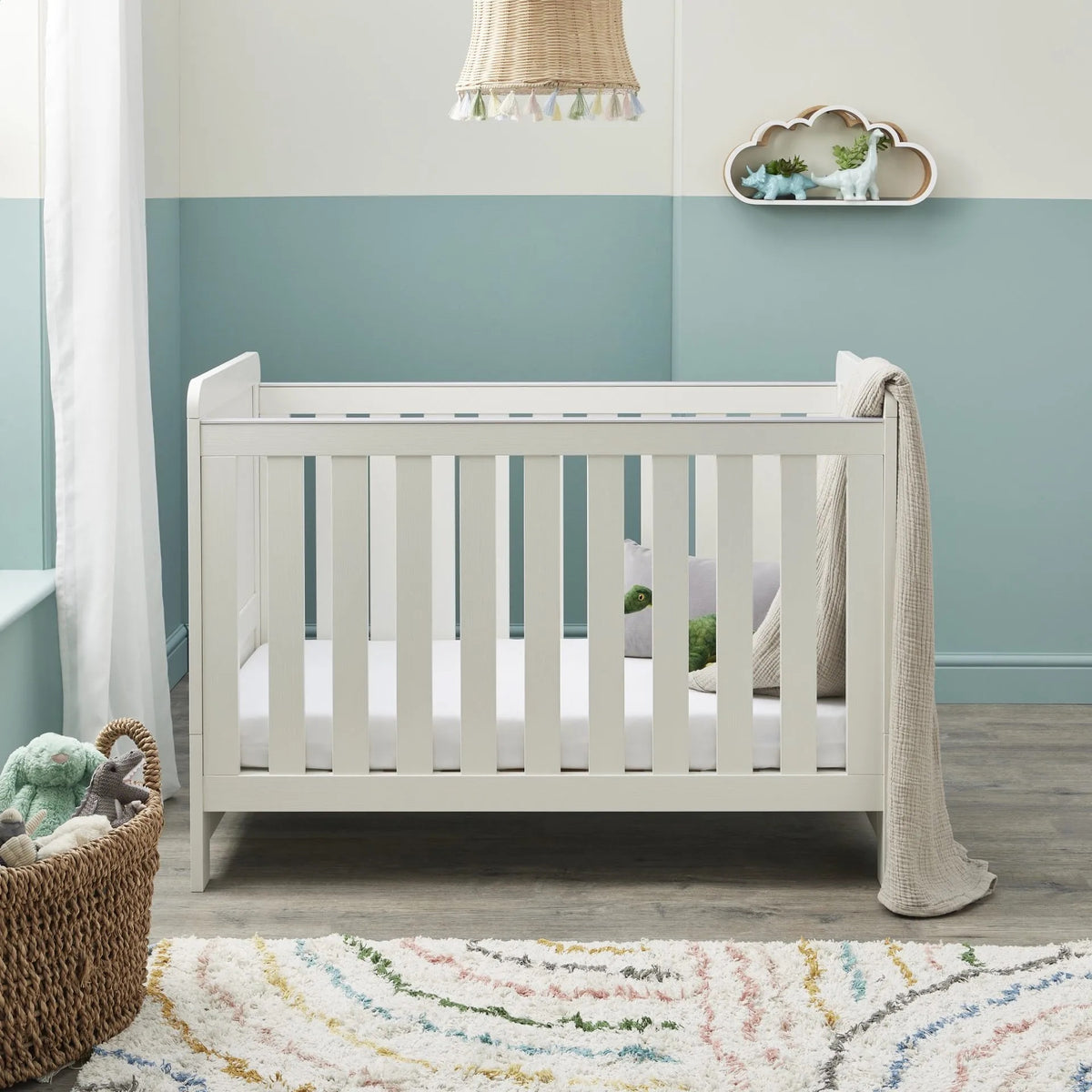 Babymore Caro Mini Cot Bed – white wash *SEPTEMBER OFFER