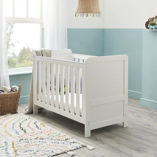 Babymore Caro Mini Cot Bed – white wash *AUGUST OFFER FREE FIBRE MATTRESS
